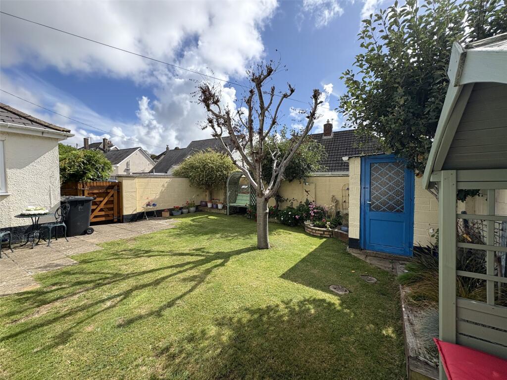 3-bed bungalow on Southlands, Braunton, EX33, £399,000