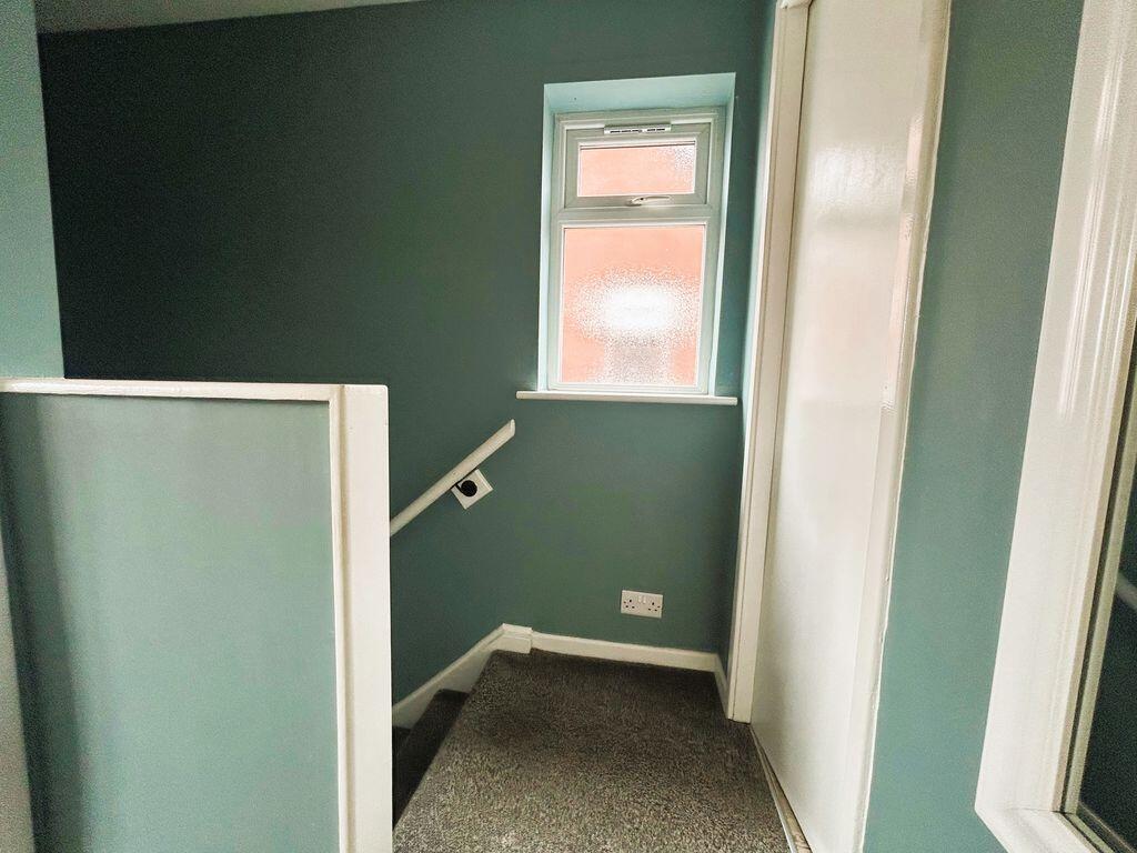House in Walsall, West Midlands - More