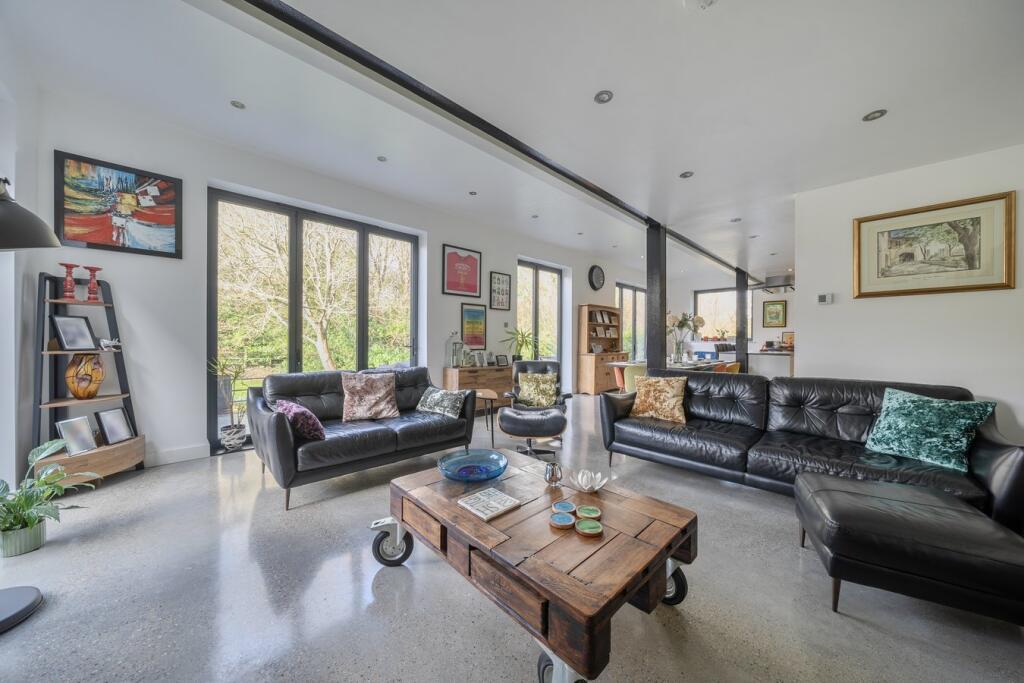 Main image of property: Lower Green Road, Royal Tunbridge Wells, Kent, TN4