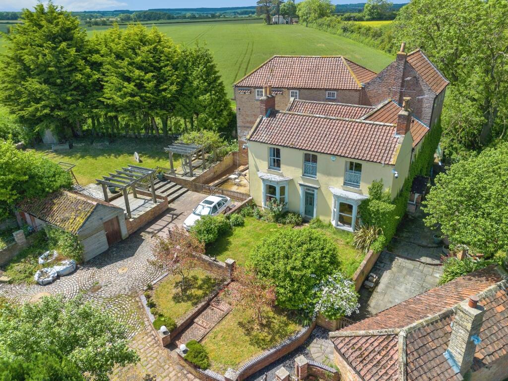 Main image of property: Main Road, Little Carlton, Louth, Lincolnshire, LN11