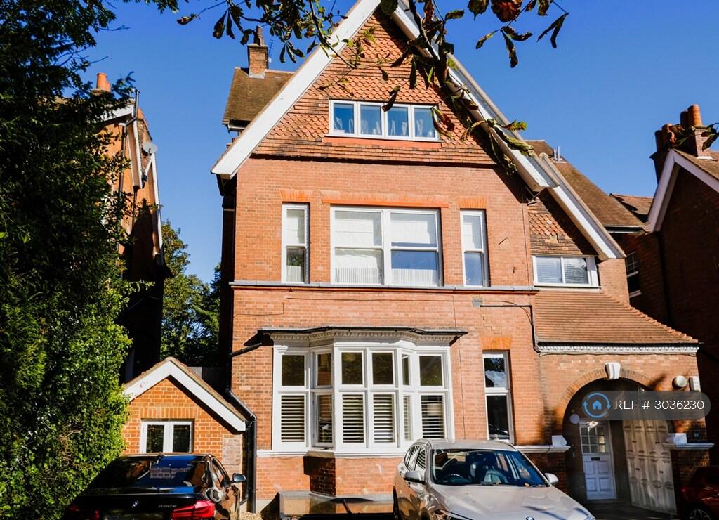 Apartment in London - View 3