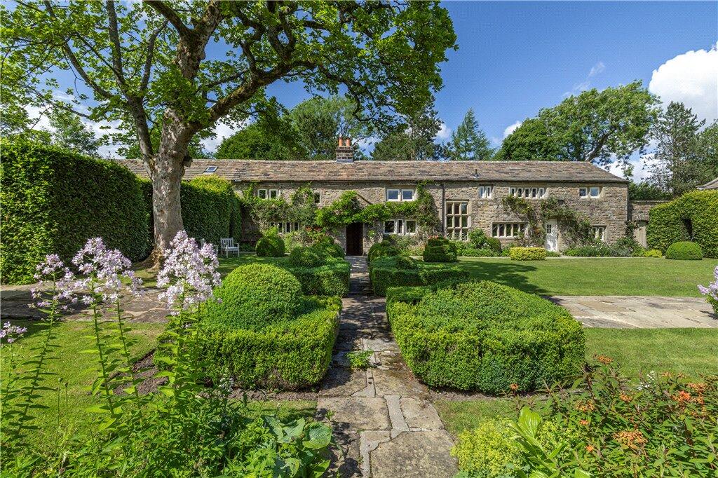 House in Leeds - View 5