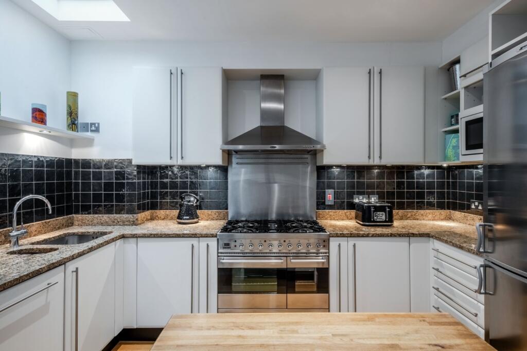 House in London, Paddington - View 4