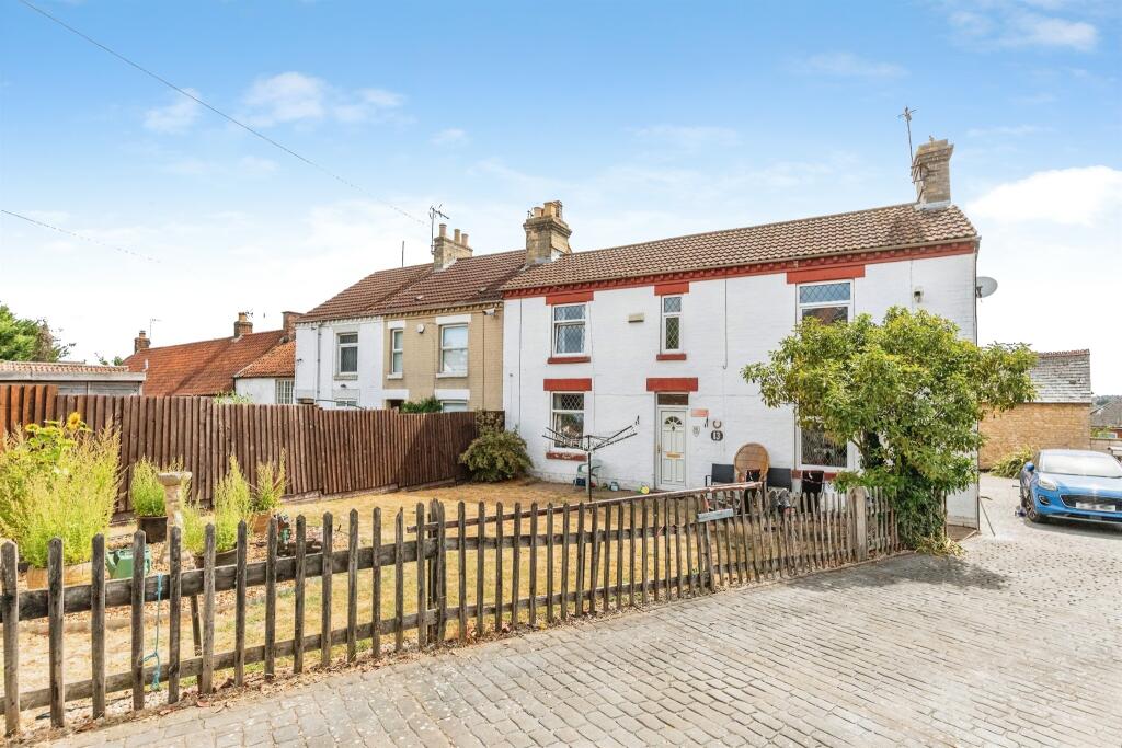 Main image of property: Victoria Street, Irthlingborough