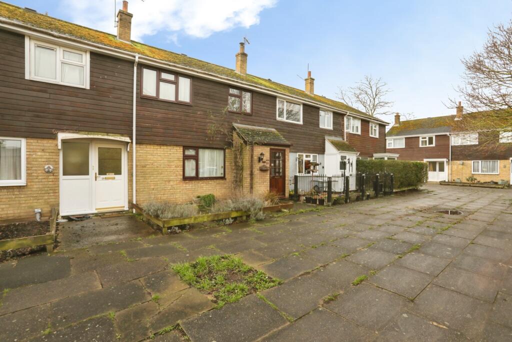 Main image of property: Pembroke Close, Mildenhall, Suffolk, IP28