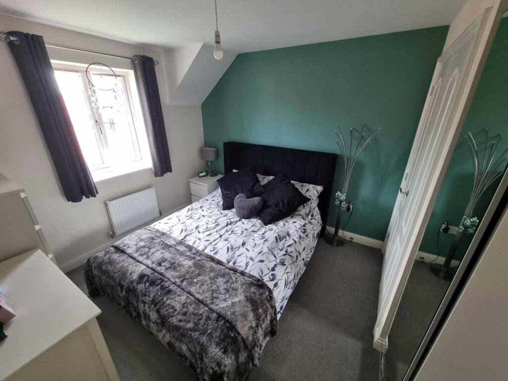 House in Oxford - More