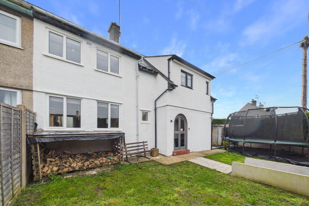 Main image of property: 47 Firs Road, Milnthorpe, Cumbria, LA7 7QF