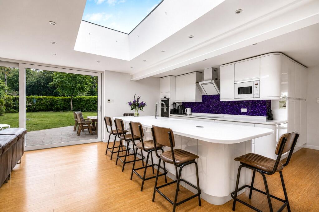 House in Guildford, Elm Corner, Ockham - View 2