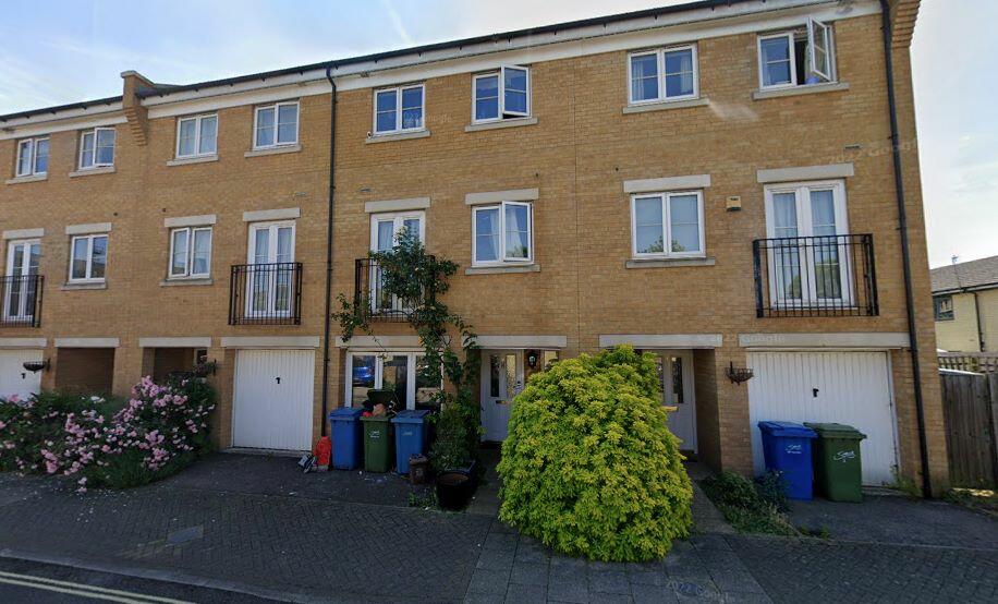 4-bed other on 3 Lynbrook Grove, London, SE15 6HN, £660,000
