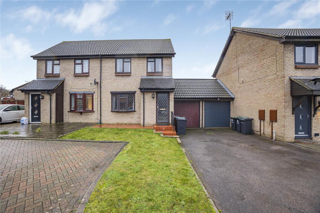 Main image of property: Mallow Close, Northfleet, Gravesend, DA11