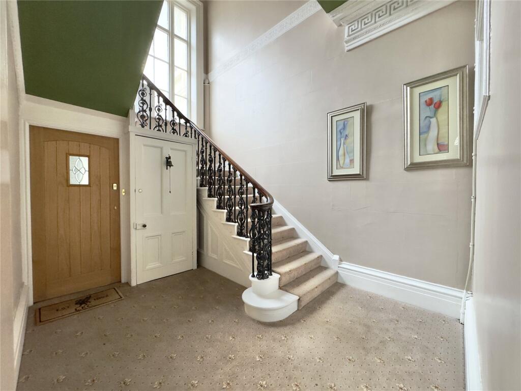 Montpellier Crescent, New Brighton, Wallasey, CH45 photo 4