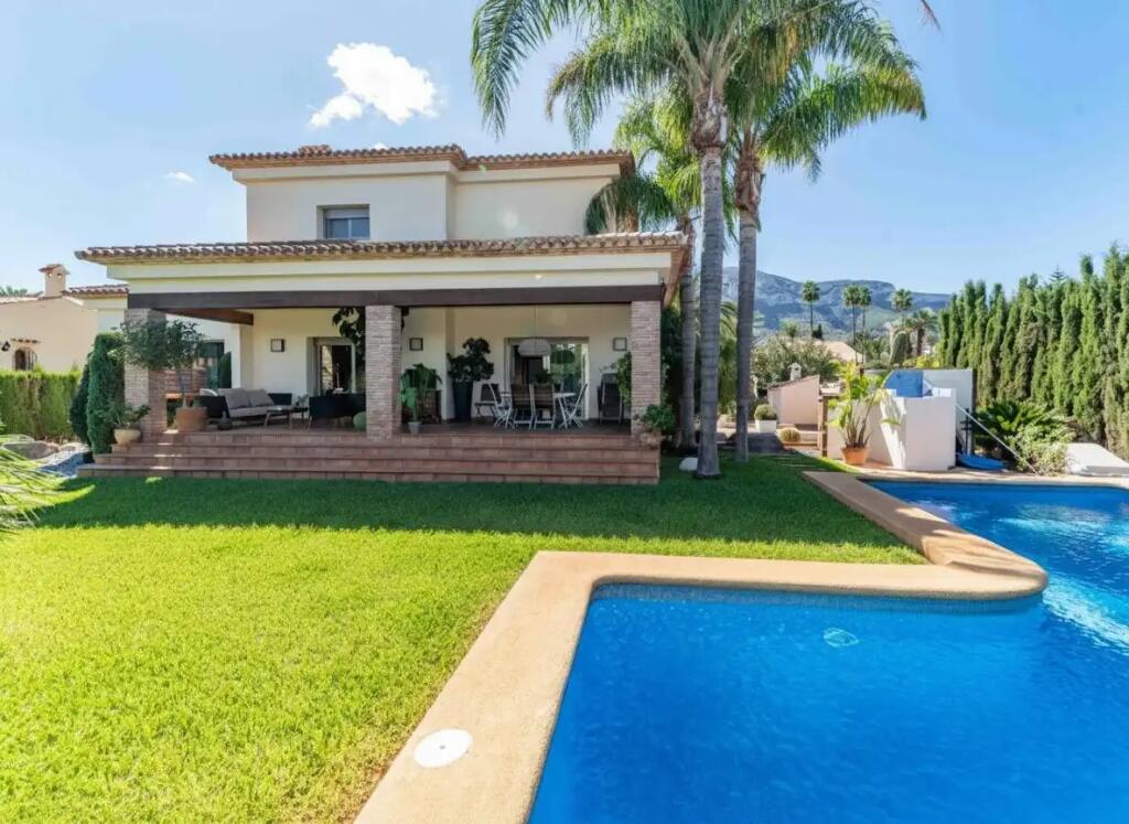Main image of property: Valencia, Alicante, Denia