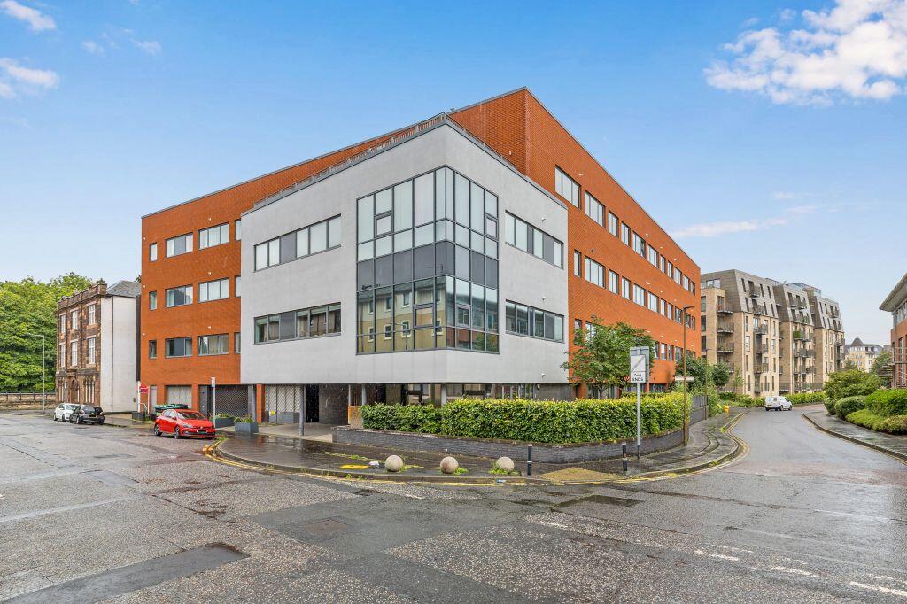 Main image of property: 73/1 Logie Green Road, Edinburgh, EH7 4HF