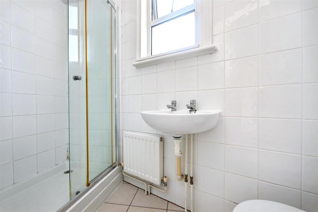 House in Eastbourne, East Sussex - View 4
