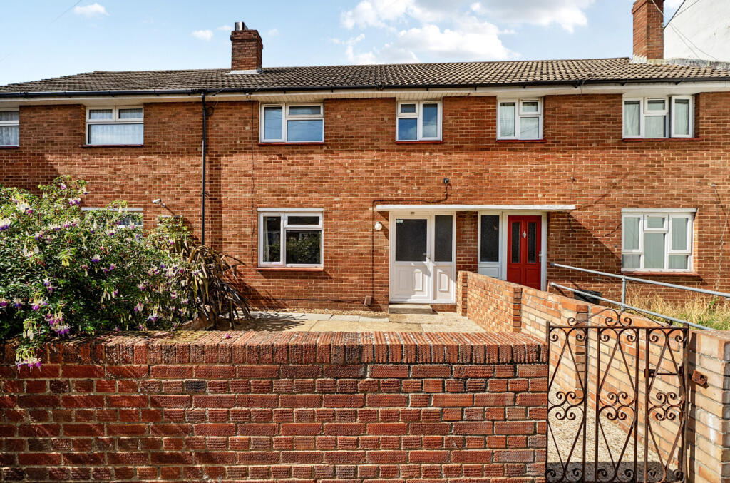 Main image of property: Bath Road, Southsea, Hampshire, PO4
