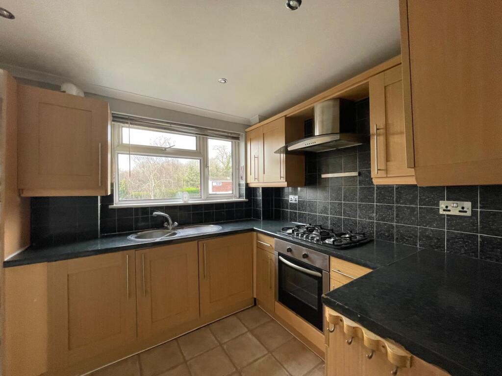 47 Joyce Close, Gaer, Newport, South Wales NP20 3JD photo 2