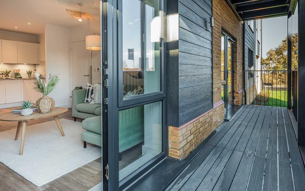 Apartment in Whitstable, Kent - View 4