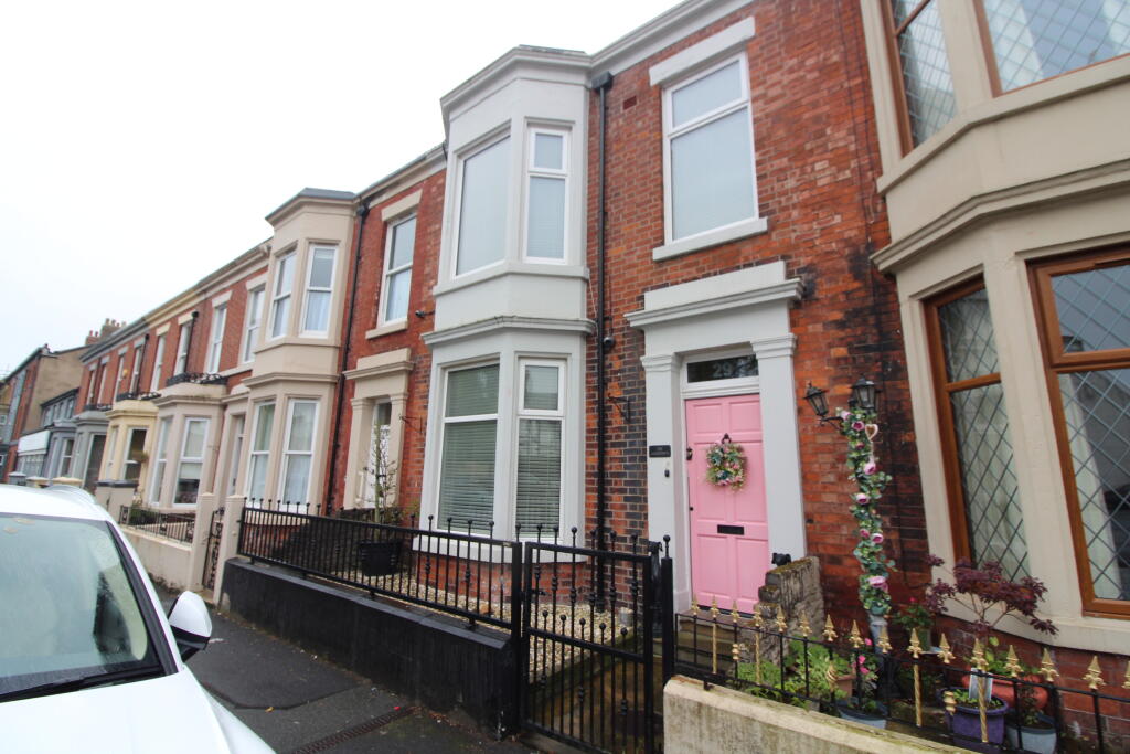 4-bed terraced on 29 St. Peters Place, Fleetwood, Lancashire FY7 6EB, £175,000