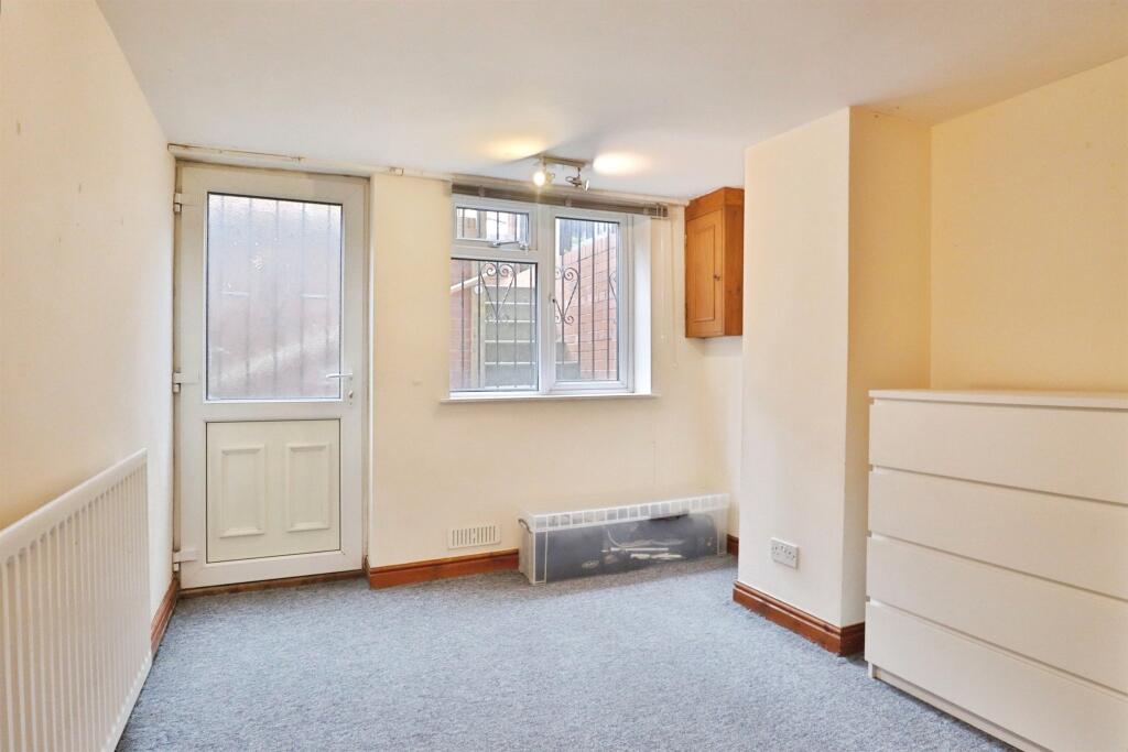 House in Leeds, West Yorkshire - More