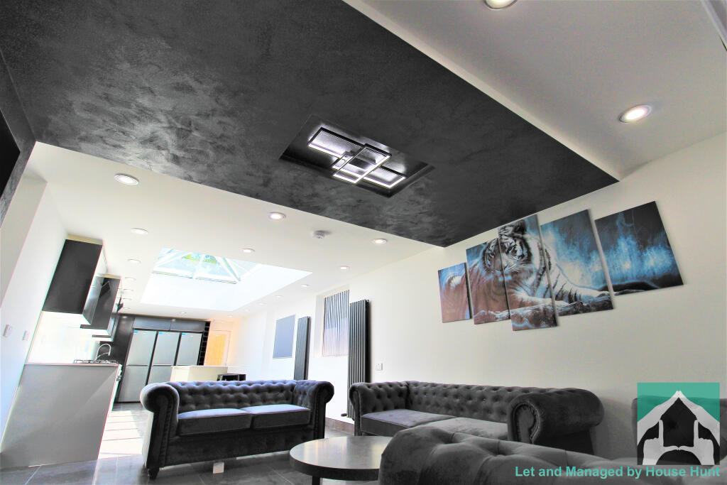 House in Birmingham, Bournbrook - More