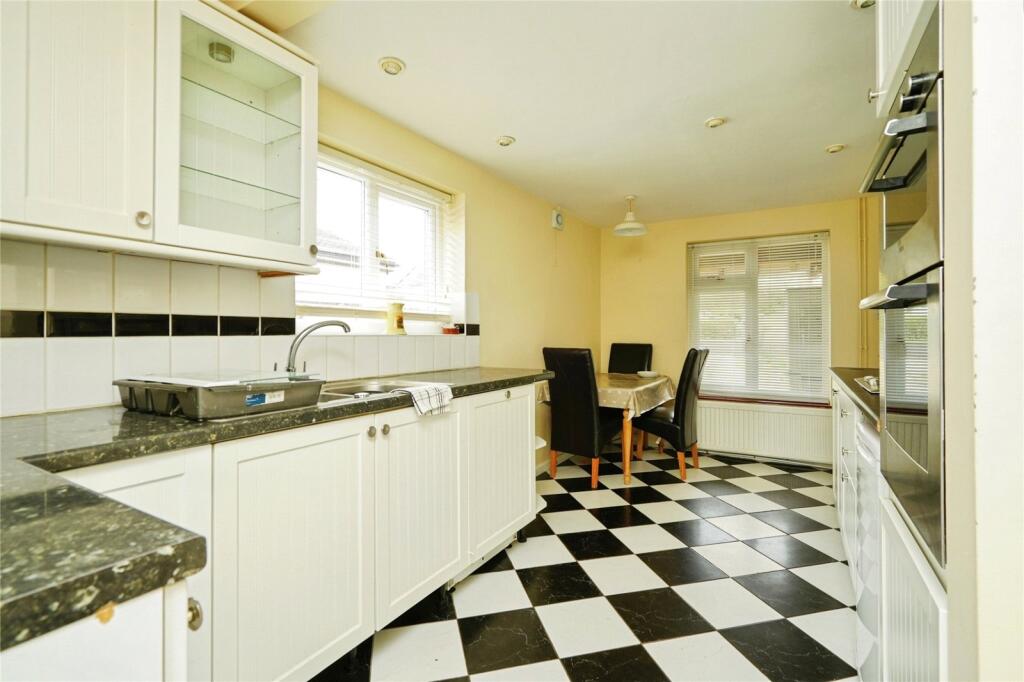 House in Marsh Gibbon, Buckinghamshire - View 5