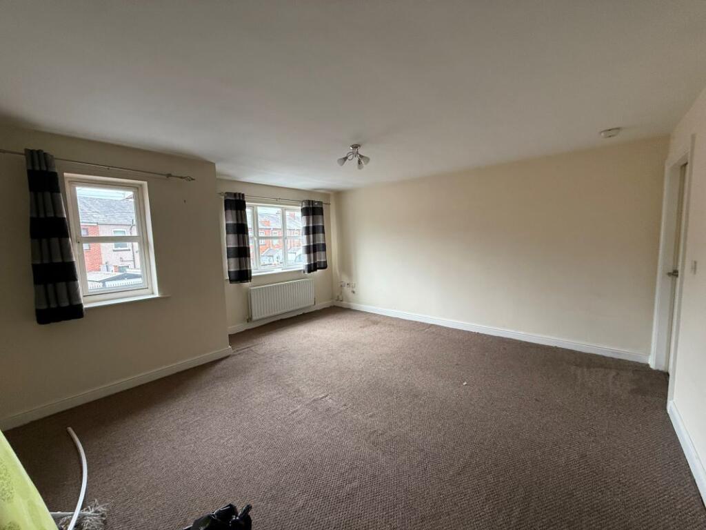 Apartment in Wigan - View 3