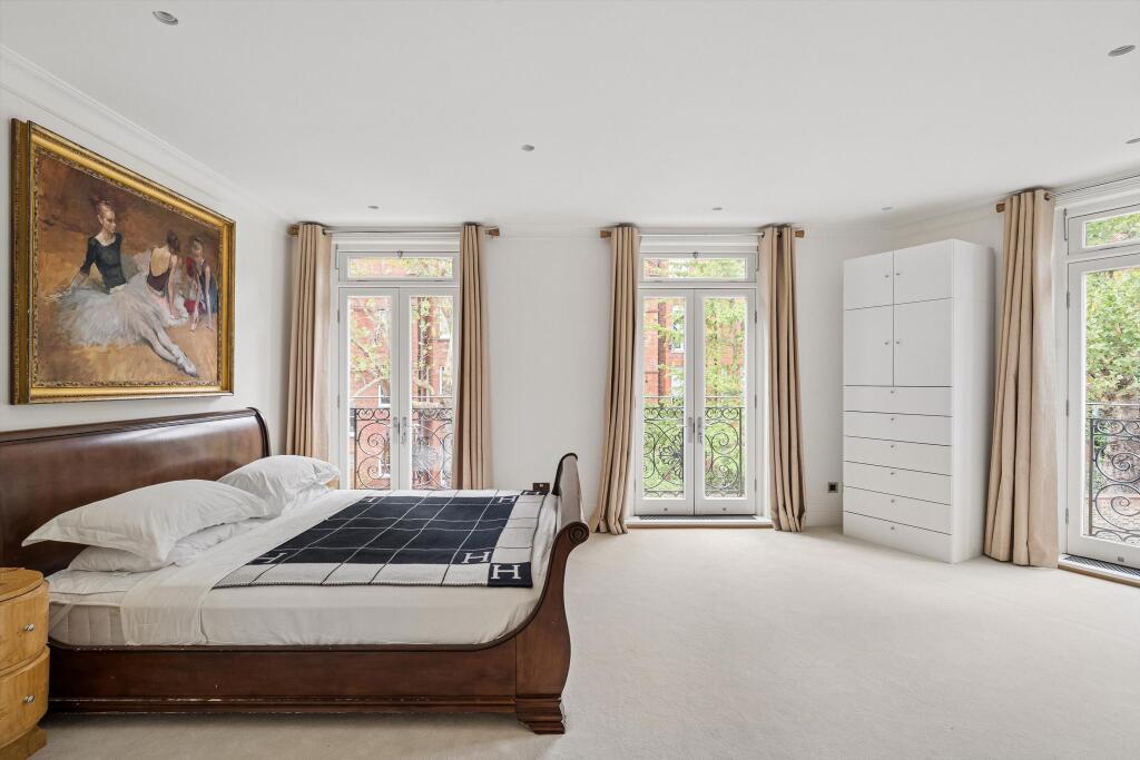 Apartment in London - More