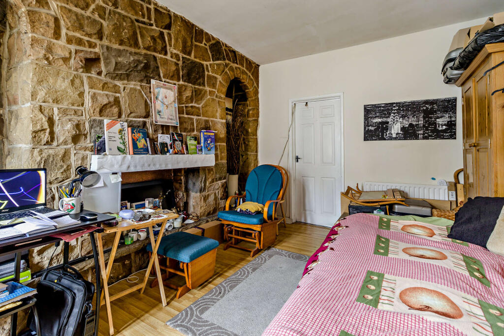 Apartment in Sheffield - More