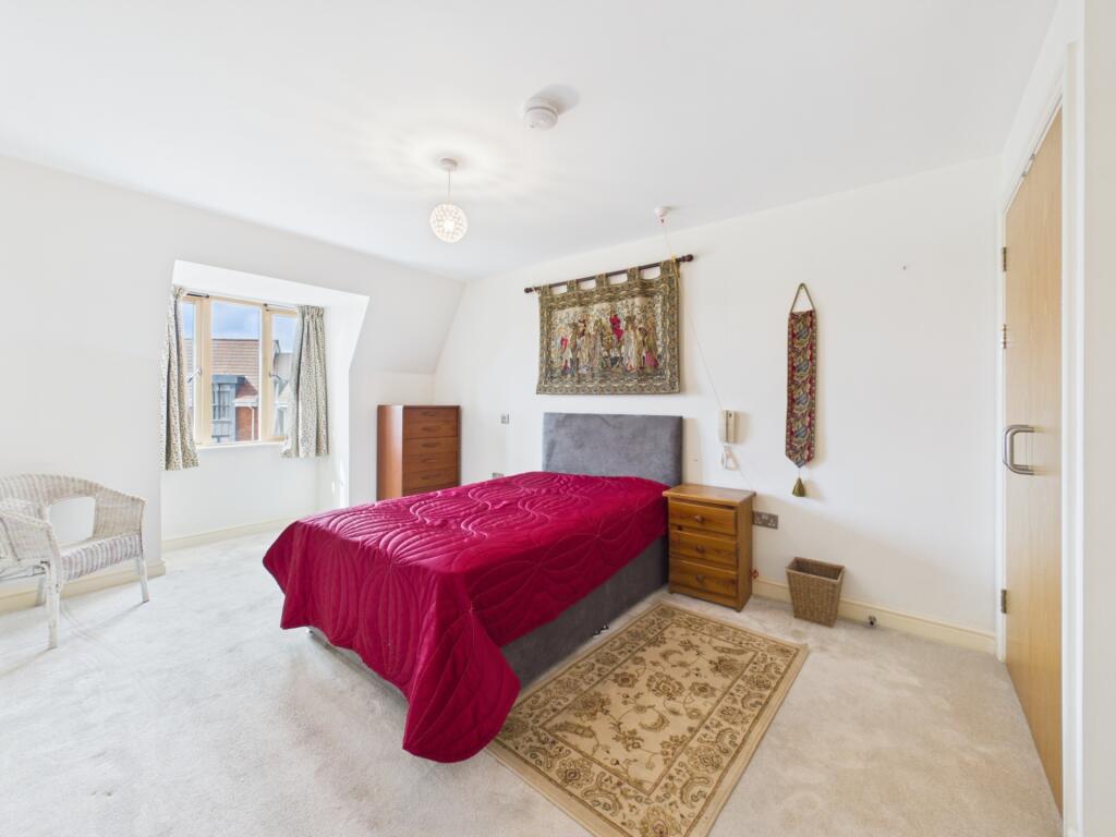 Apartment in Mid Sussex, Haywards Heath - View 5