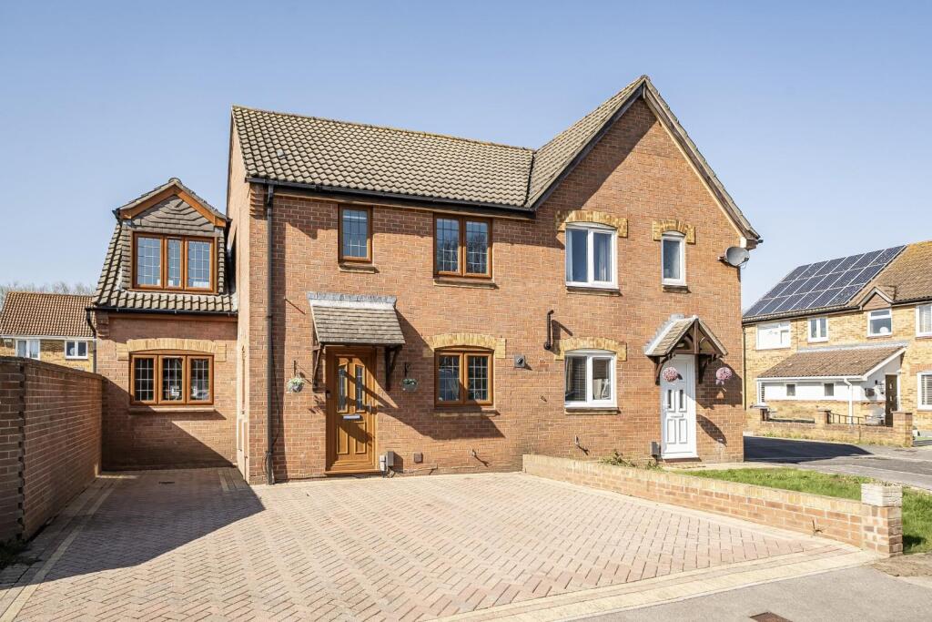 Main image of property: Fern Drive, Havant