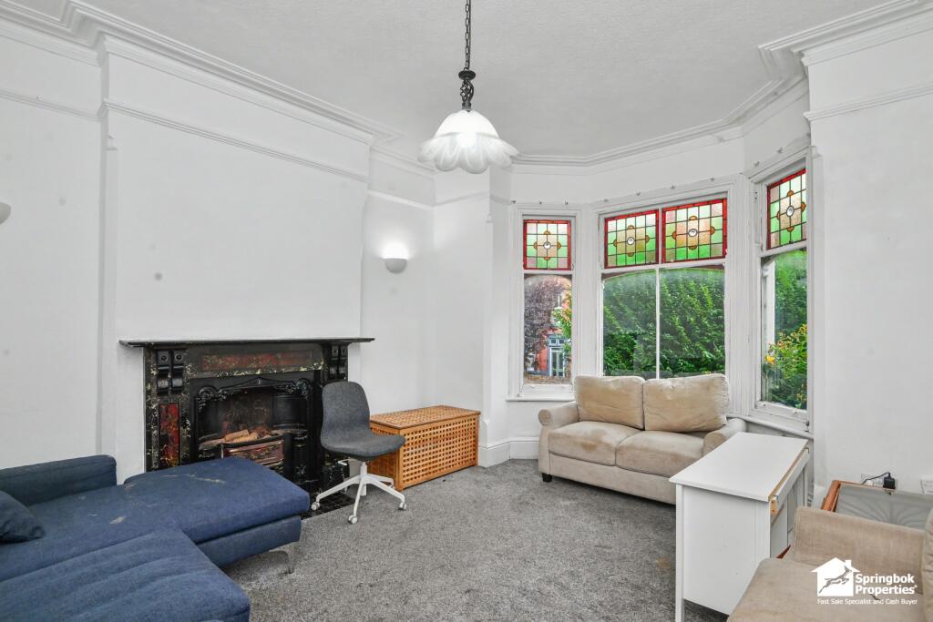 House in Nottingham, Nottinghamshire - View 2