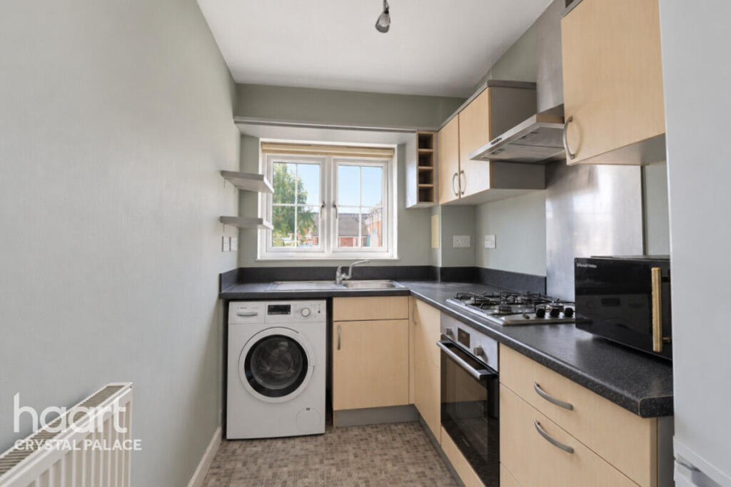 Apartment in London - More