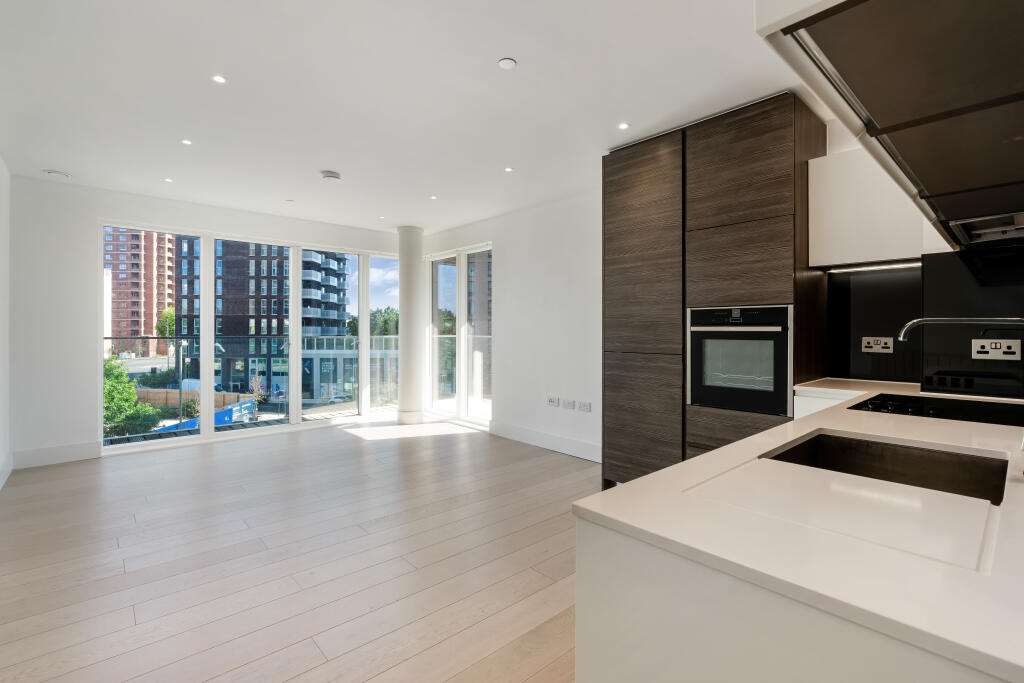 Main image of property: Hopgood Tower, Pegler Square, Kidbrooke, Greenwich, SE3