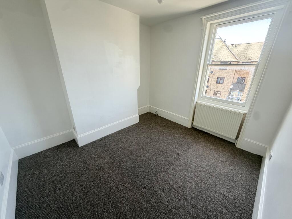 Apartment in Thanet, Cliftonville West, Cliftonville - View 5