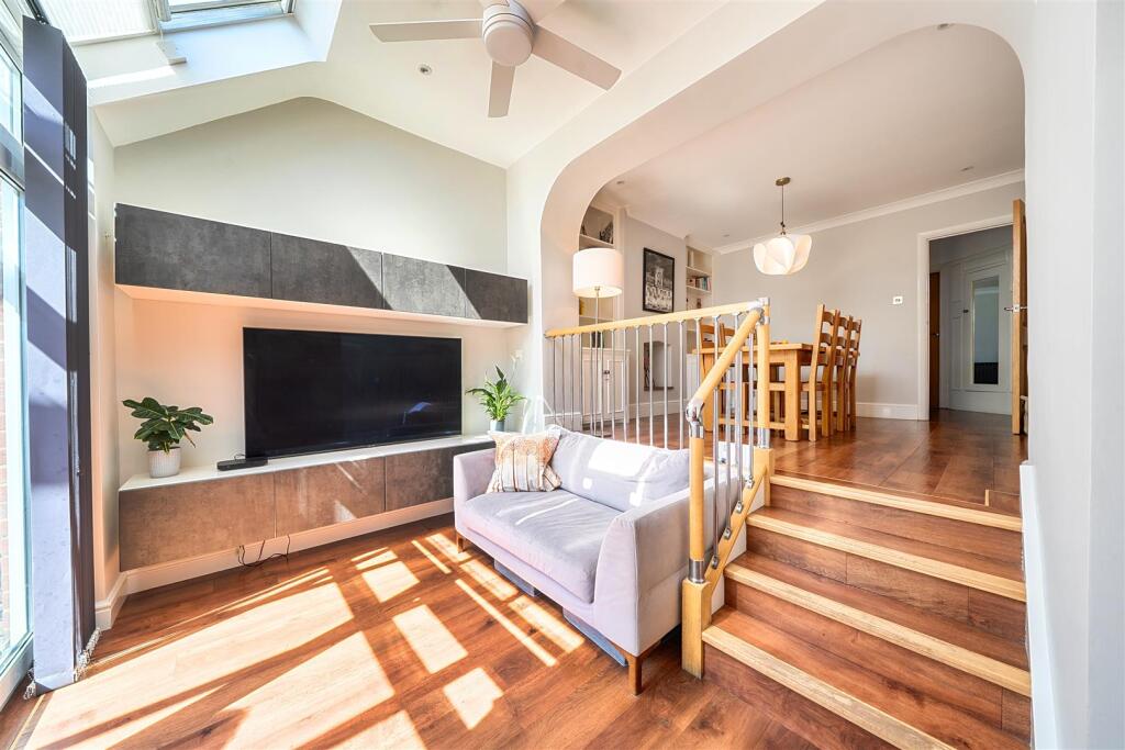 House in Harrow - More