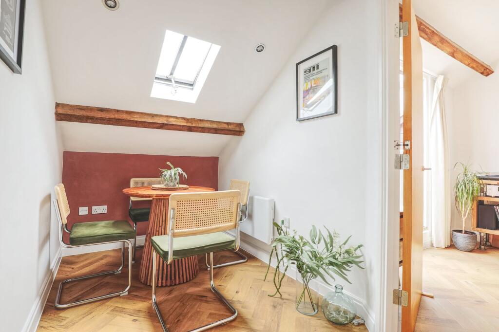Apartment in Stevenage - View 5