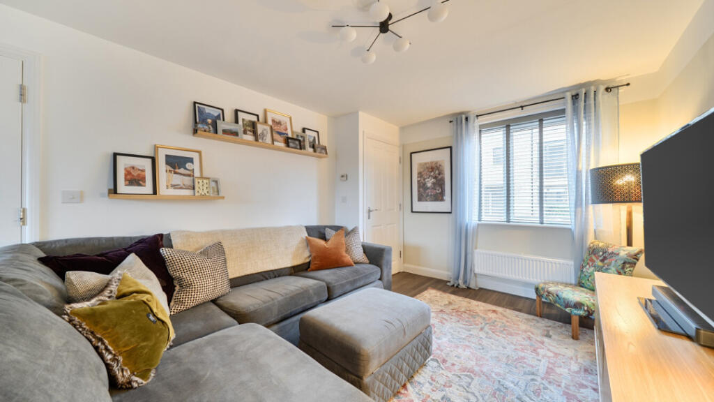 Main image of property: Plymouth Close, Cambridge, CB3 0UG