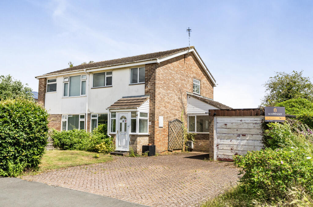 Main image of property: Quarry Road, Witney, Oxfordshire
