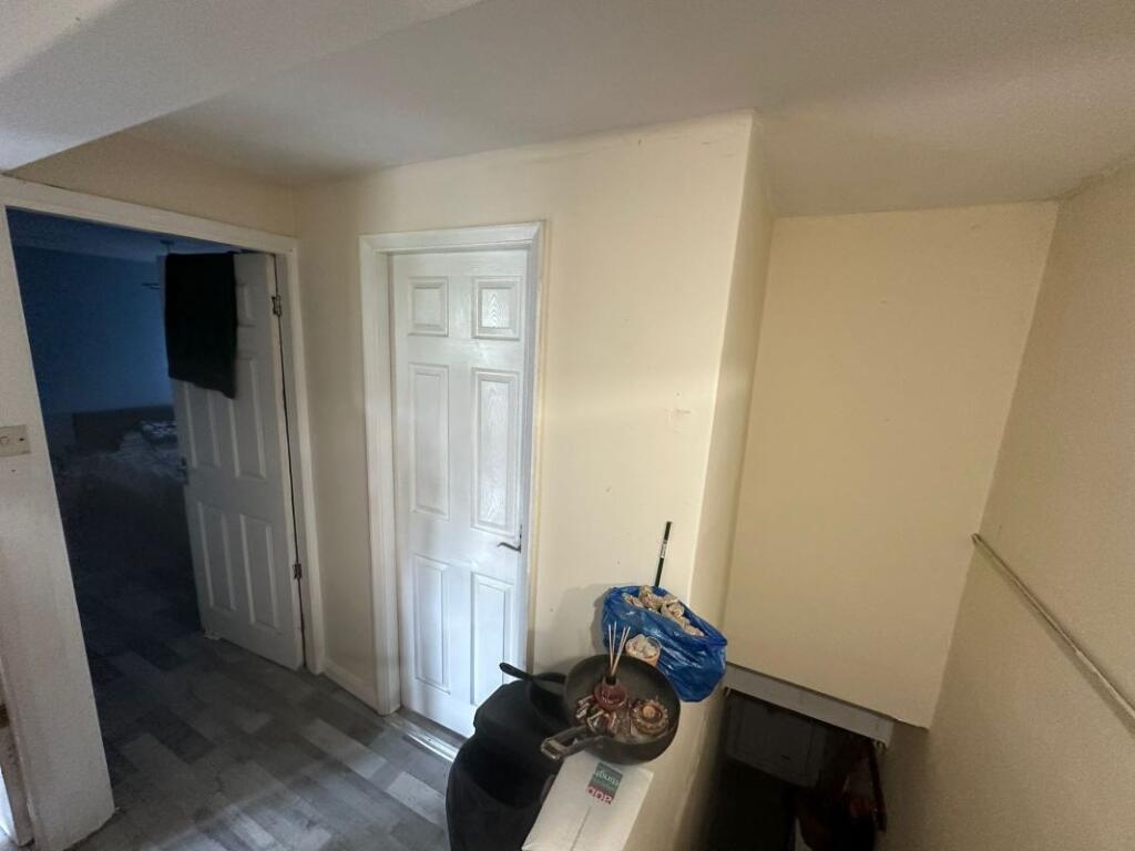 73B Somersby Road, Woodthorpe, Nottingham, NG5 4LW photo 2