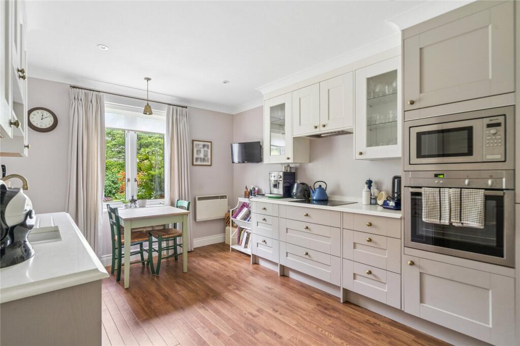 Remenham Row, Wargrave Road, Henley-on-Thames, Oxfordshire, RG9 - View 4