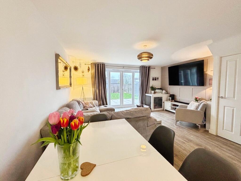 Dacey Drive, Upper Heyford, Bicester photo 3