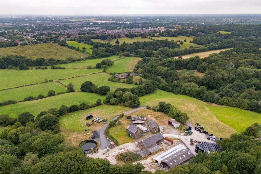 Library Road, Clayton-Le-Woods, Chorley - View 5