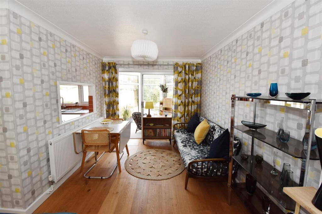 House in Bristol, Hengrove - More