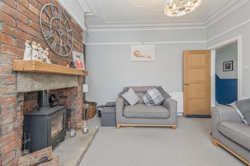 House in Calderdale, Blackley - View 5