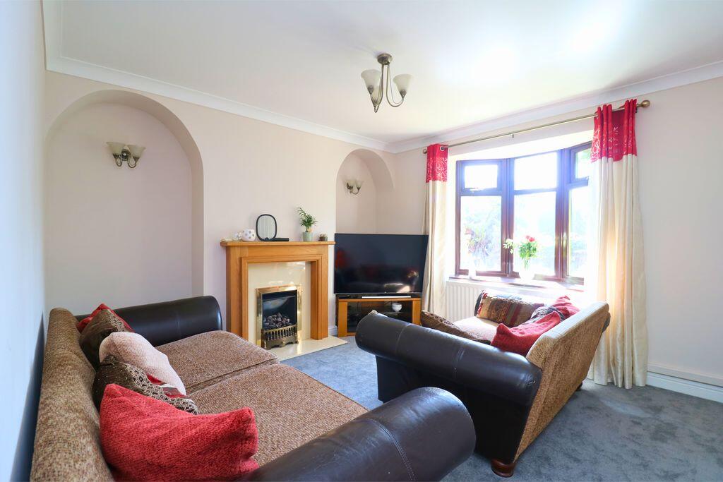 Dickinson Drive, Walsall  photo 2