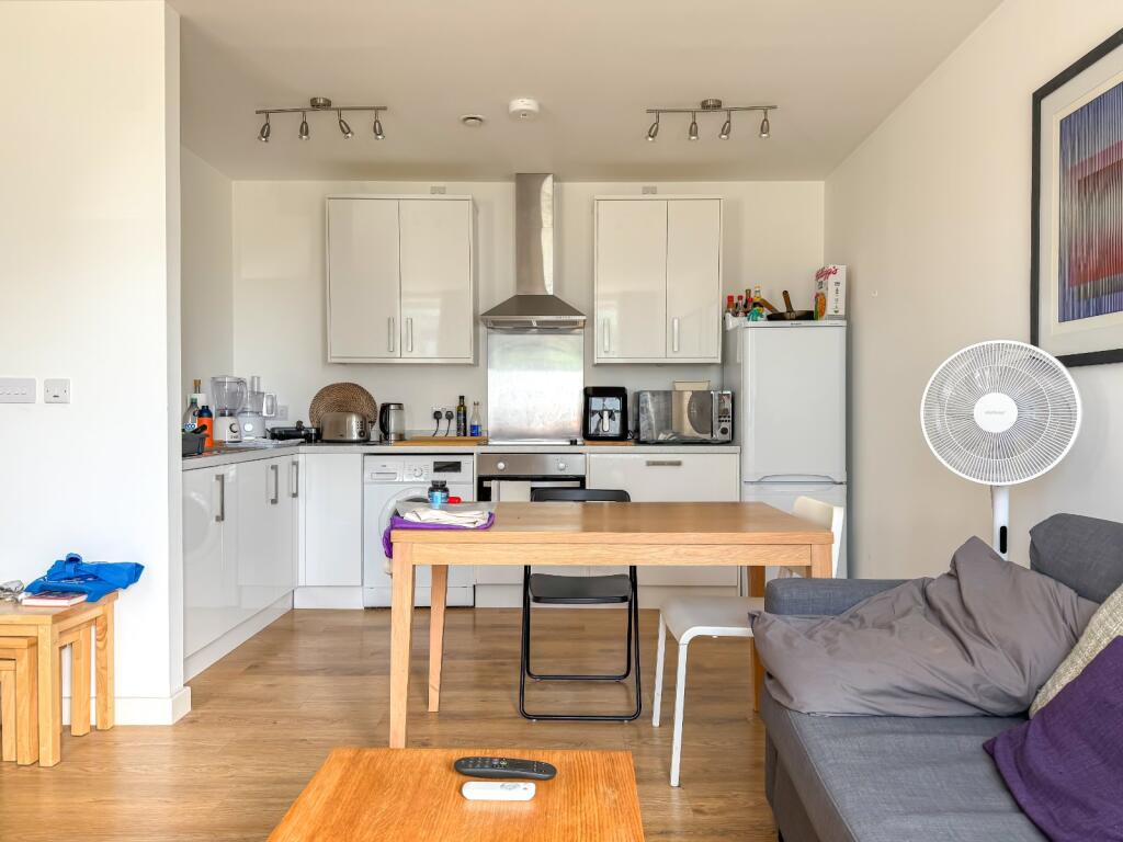 Harbour Crescent, Portishead, Bristol, Somerset, BS20 photo 2