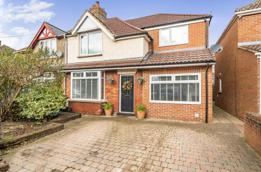 4-bed semi-detached on Colebrook Road, Colview, Swindon, SN3, £425,000