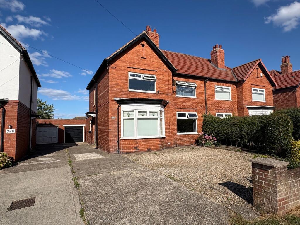 Main image of property: Scalby Road, Scarborough, YO12