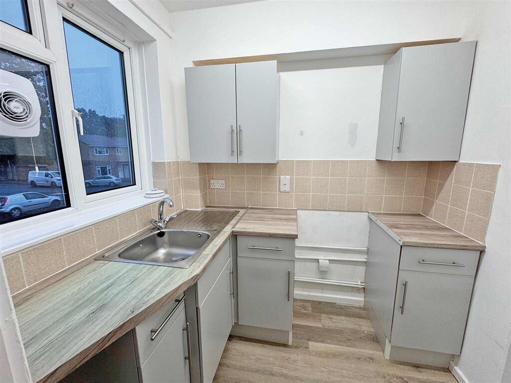 Apartment in Guildford - View 5