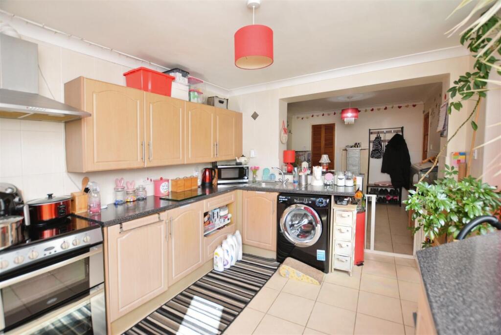 House in Doncaster - View 5